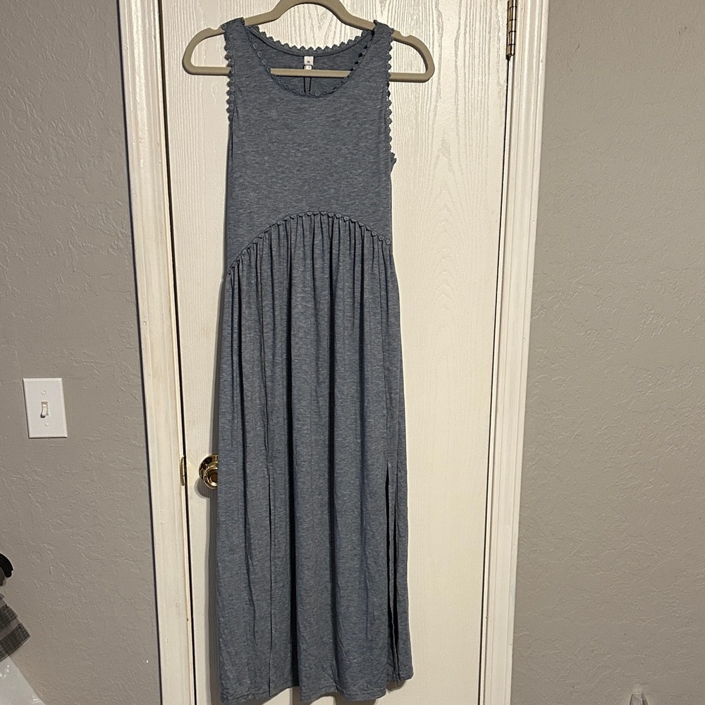 Sleeveless blue Gray Maxi Dress
